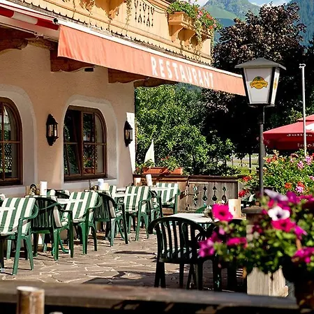 Alpenhof Hotel 3*